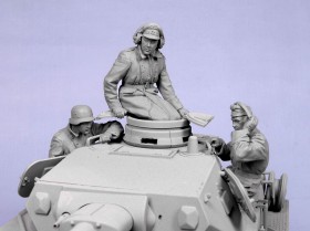 Т-35085 Германские танкисты №2. Зима 1941- 43. Три фигуры.