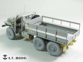 E35-194 Russian URAL-4320 Truck