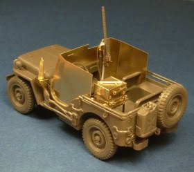 GM35003 Armoured U.S. WWII Jeep + SCR-510/620 radio set