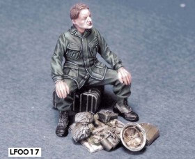 LF0017 US Soldier at rest №2 (Vietnam)