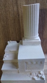 П18 Фрагмент террасы с колонной и лестницей