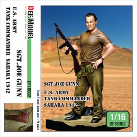 DF16002 WWII US Army Tank commander 