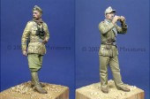 35018 DAK Panzer Crew set / 2 Figures and 4 Heads
